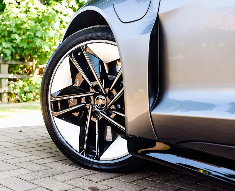 AUDI SERVICE IN GLASGOW